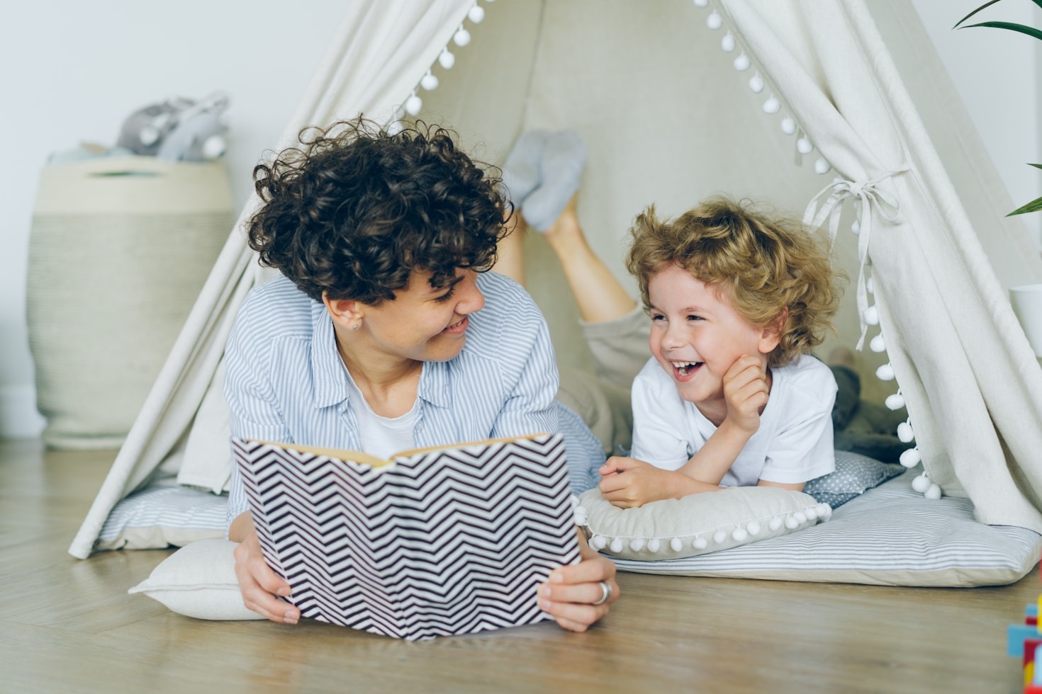 How Community Support Strengthens Mothers